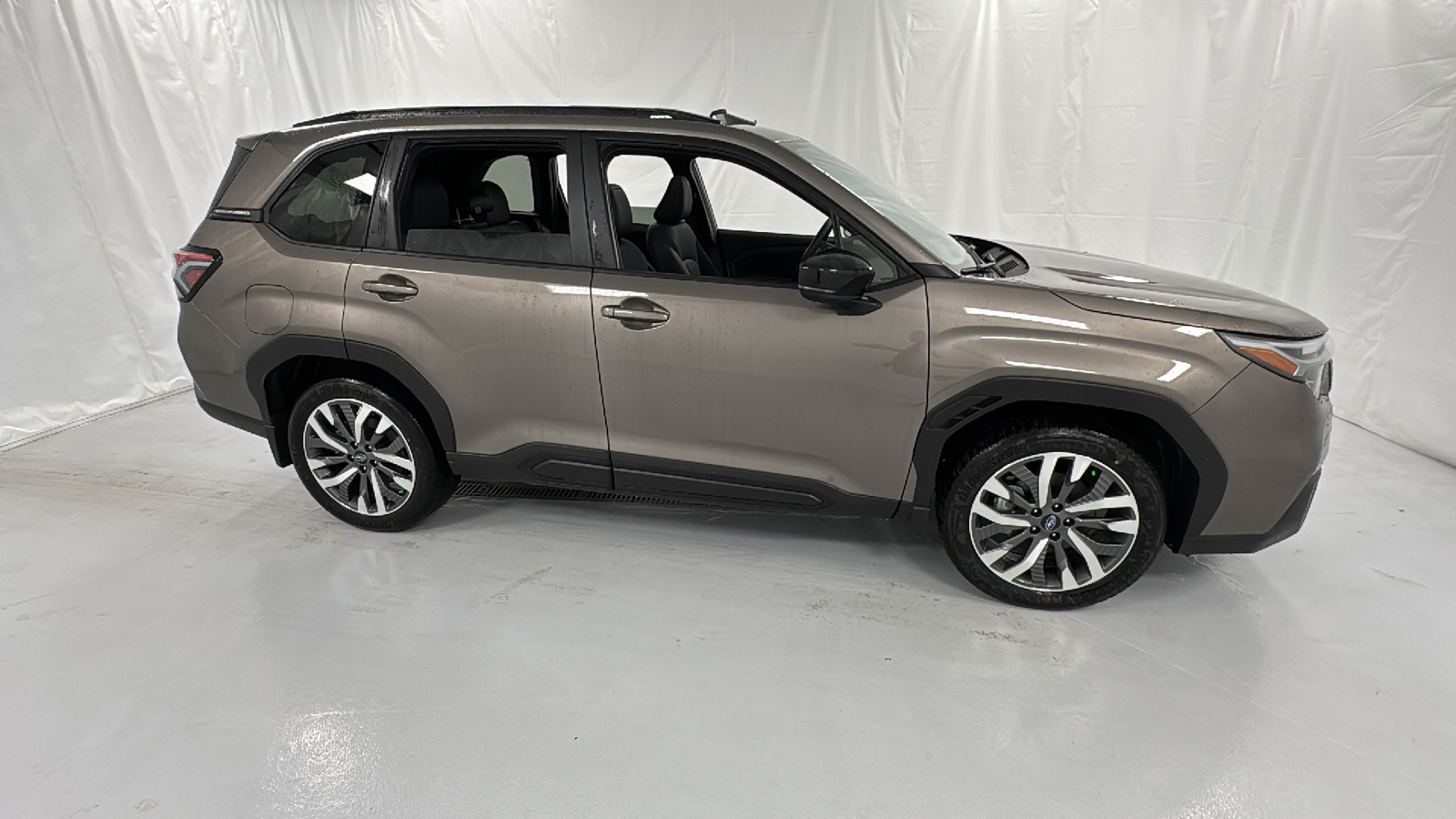 2025 Subaru Forester Touring 2