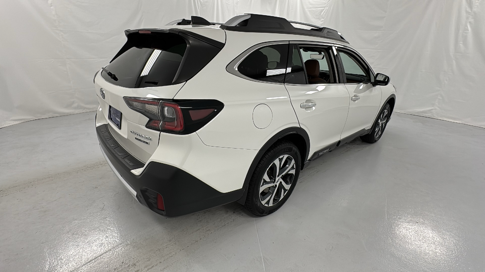 2022 Subaru Outback Touring 3