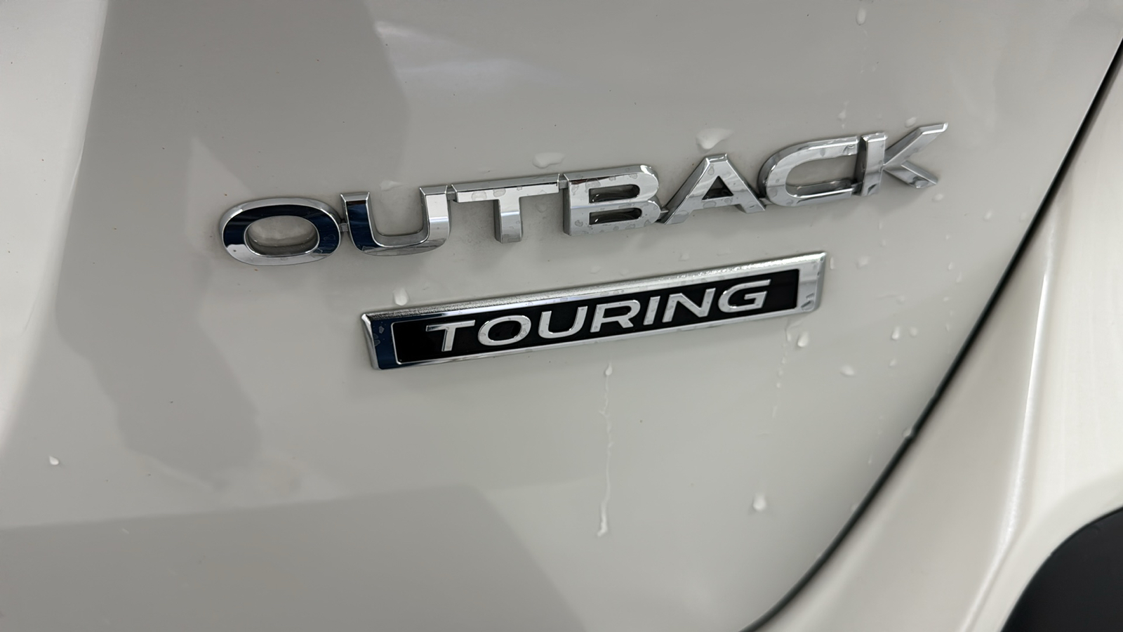 2022 Subaru Outback Touring 34