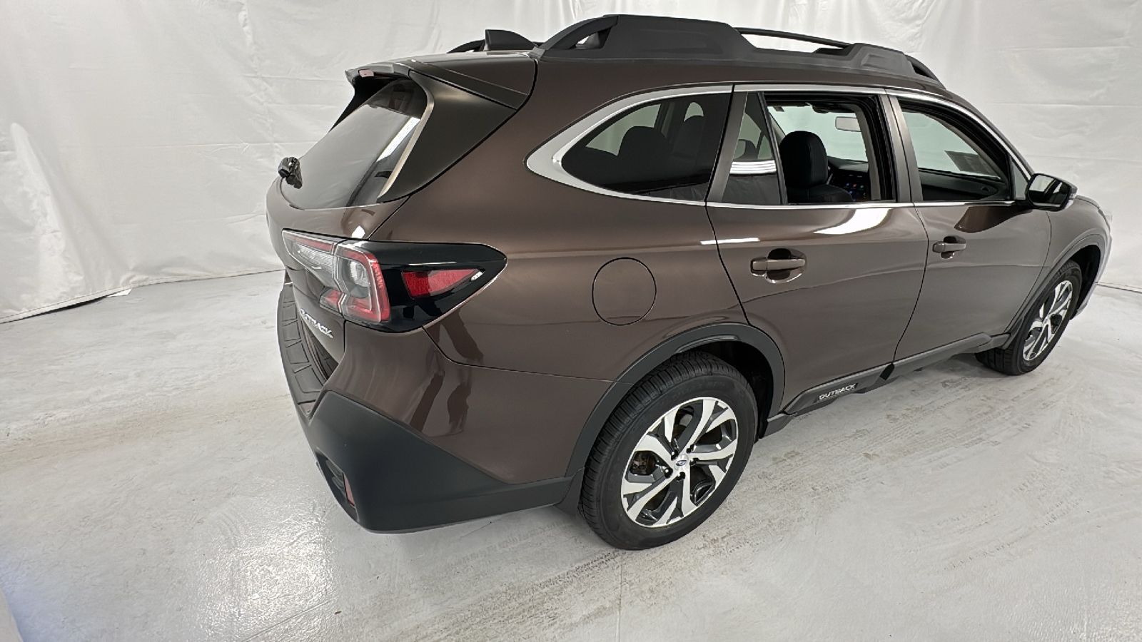 2021 Subaru Outback Limited 3