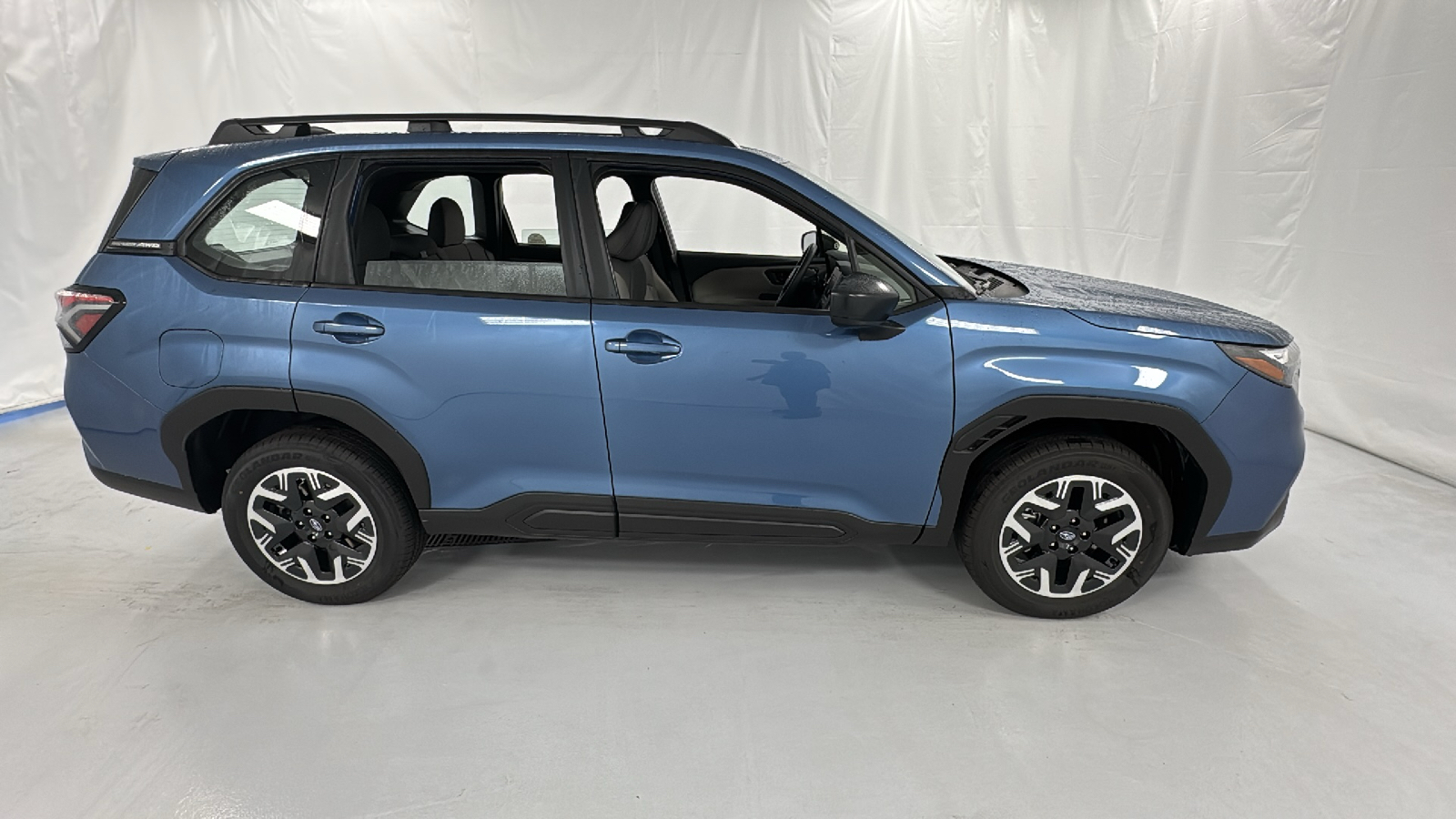 2025 Subaru Forester Base 2