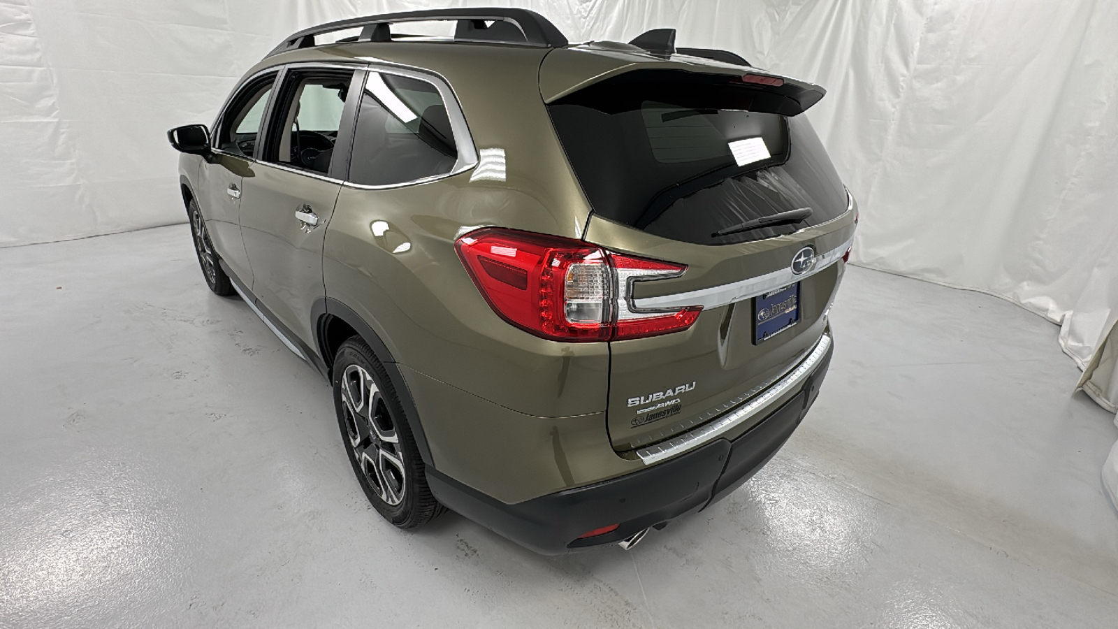 2024 Subaru Ascent Touring 5