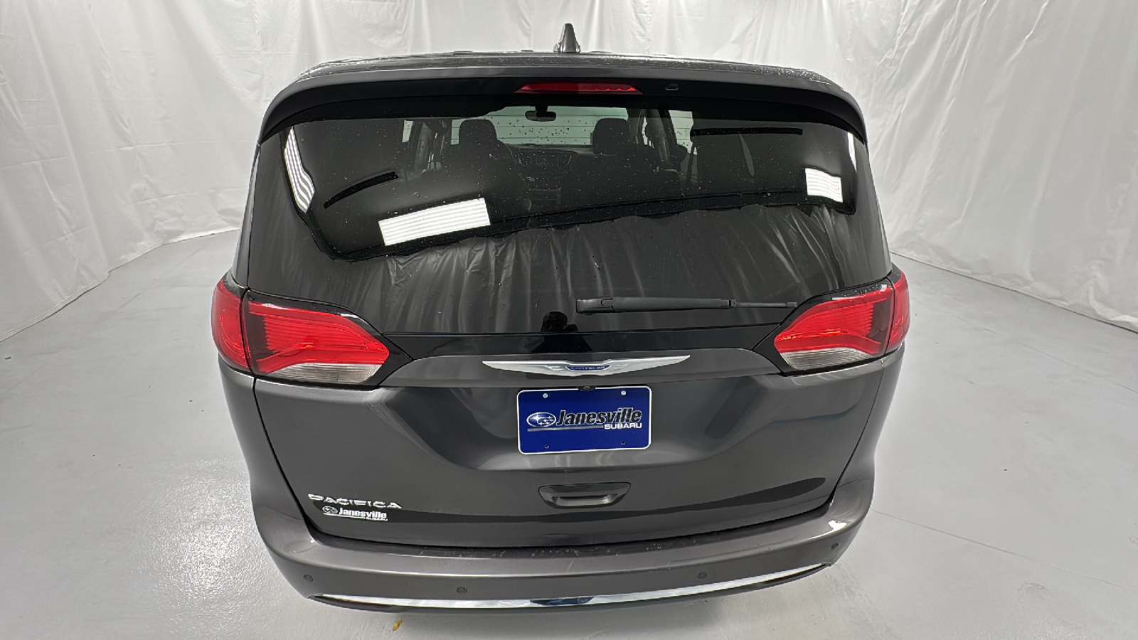 2020 Chrysler Pacifica Touring 4