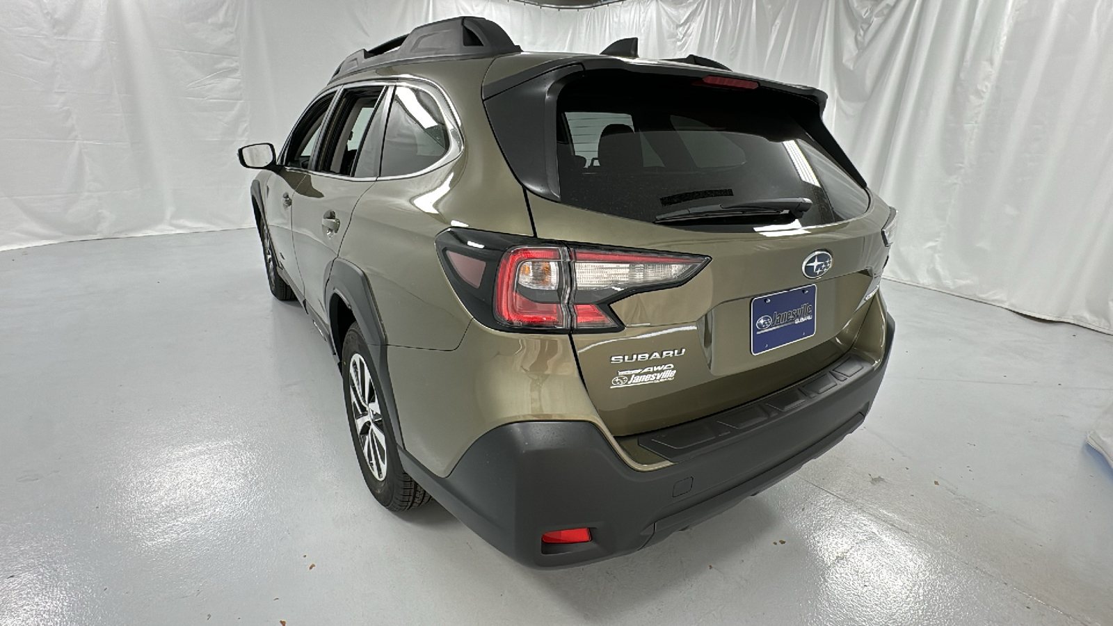 2025 Subaru Outback Premium 5