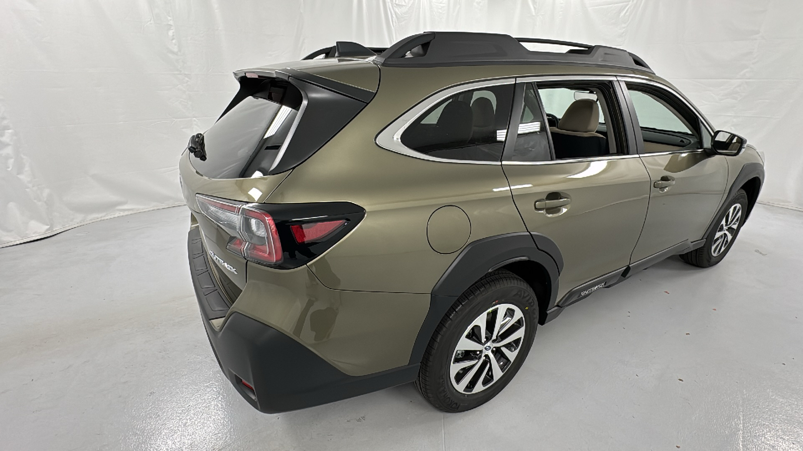 2025 Subaru Outback Premium 3