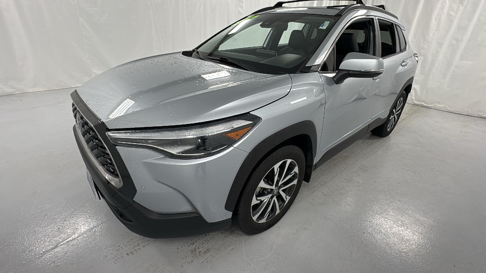 2022 Toyota Corolla Cross XLE 7