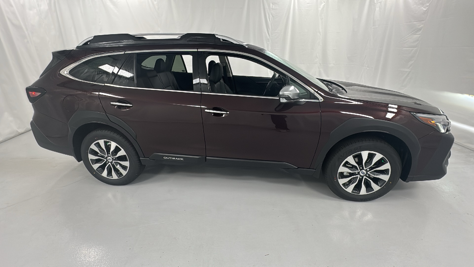 2025 Subaru Outback Touring 2