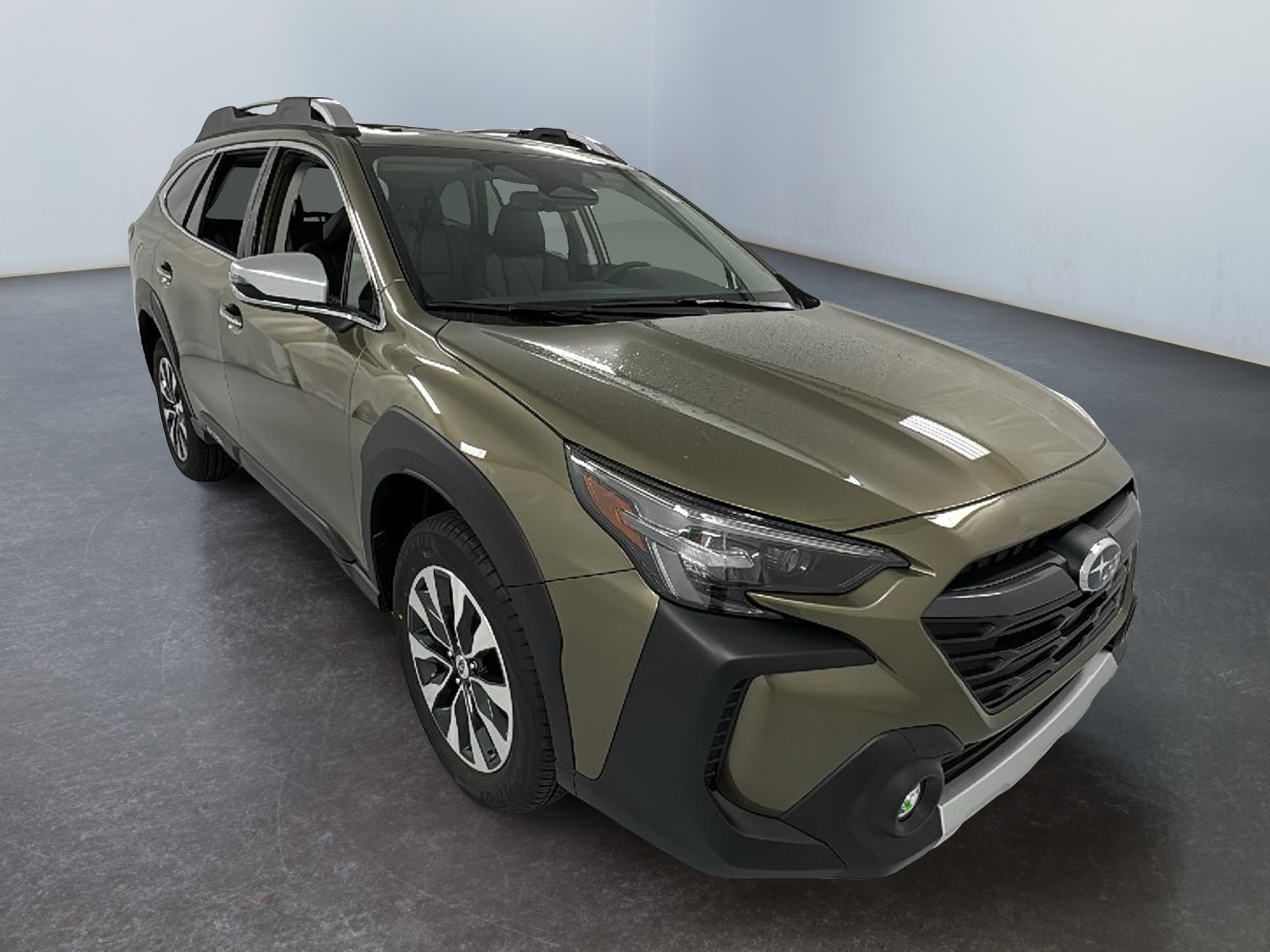 2025 Subaru Outback Touring 1