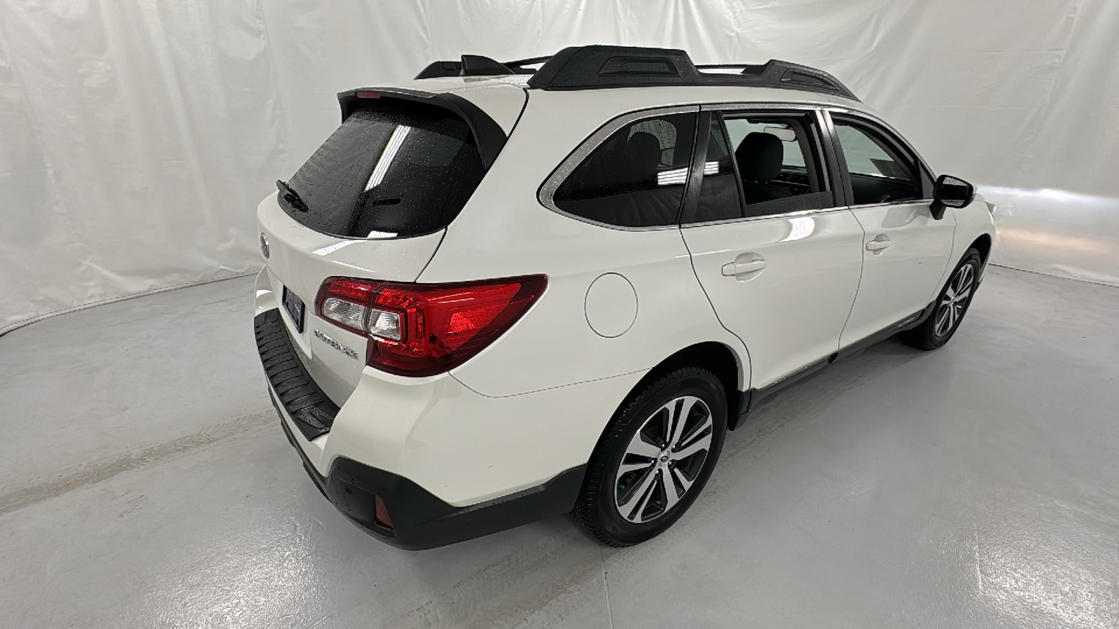 2018 Subaru Outback 2.5i 3