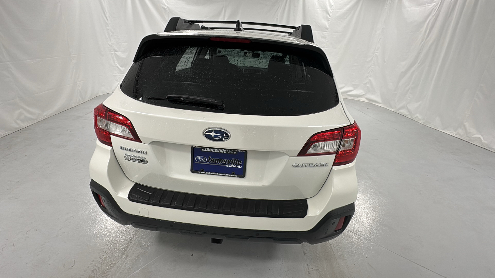 2018 Subaru Outback 2.5i 4