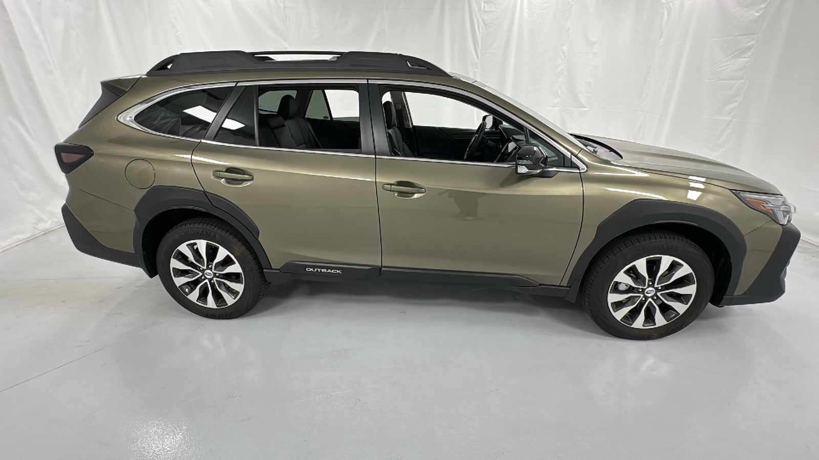 2025 Subaru Outback Limited XT 2