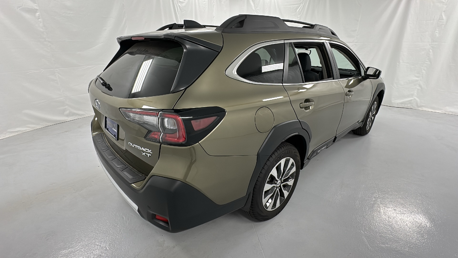 2025 Subaru Outback Limited XT 3