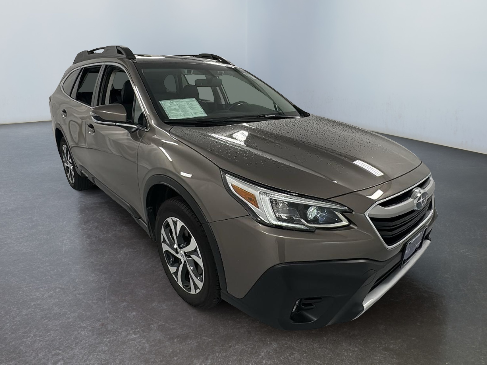 2022 Subaru Outback Limited XT 1