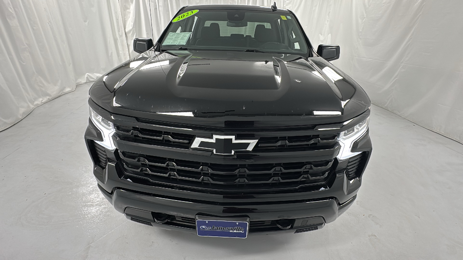 2023 Chevrolet Silverado 1500 RST 8