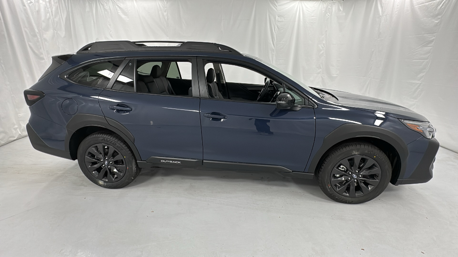 2025 Subaru Outback Onyx Edition XT 2