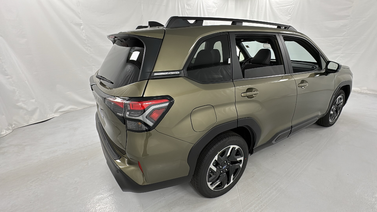 2025 Subaru Forester Limited 3