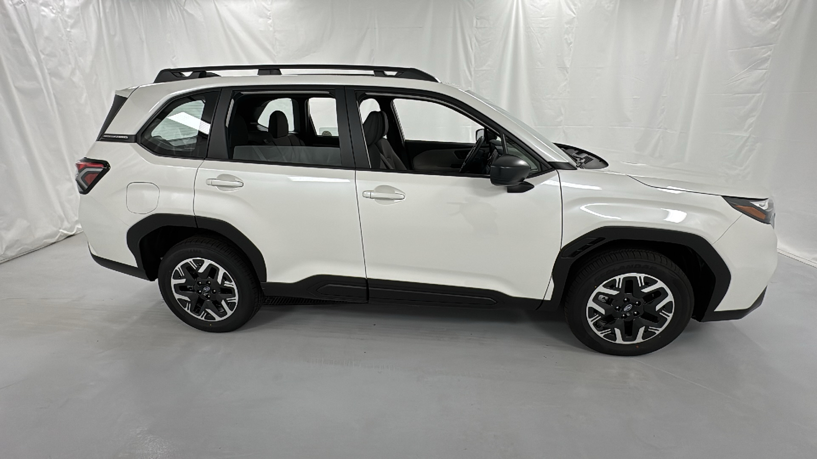 2025 Subaru Forester Base 2