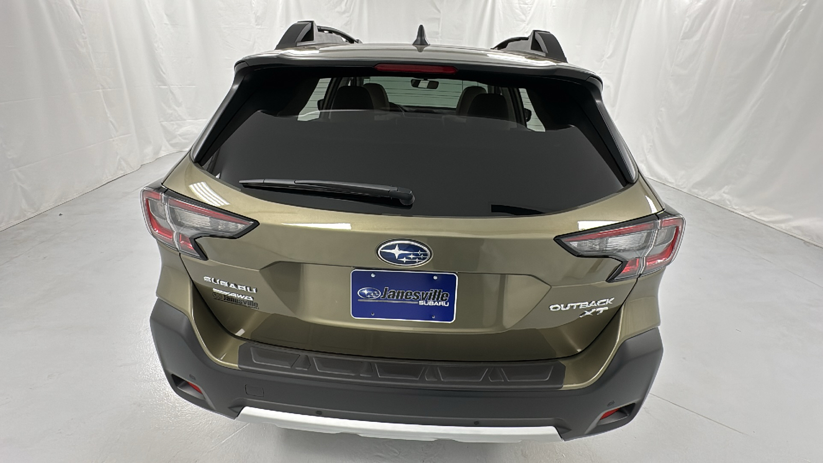 2025 Subaru Outback Limited XT 4