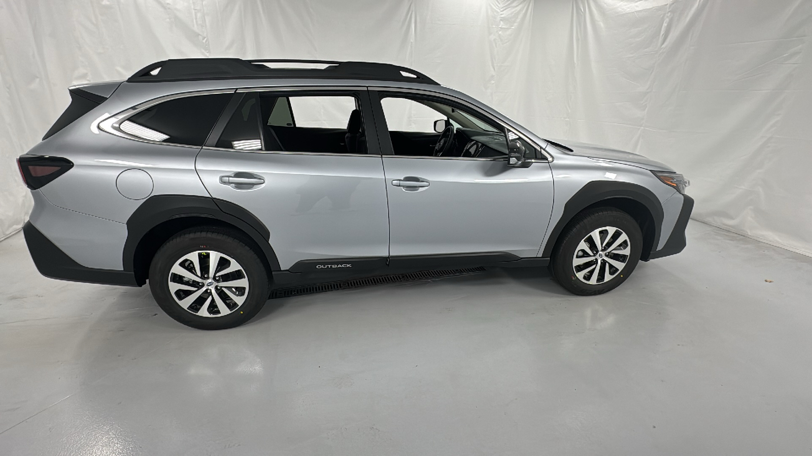 2025 Subaru Outback Premium 2