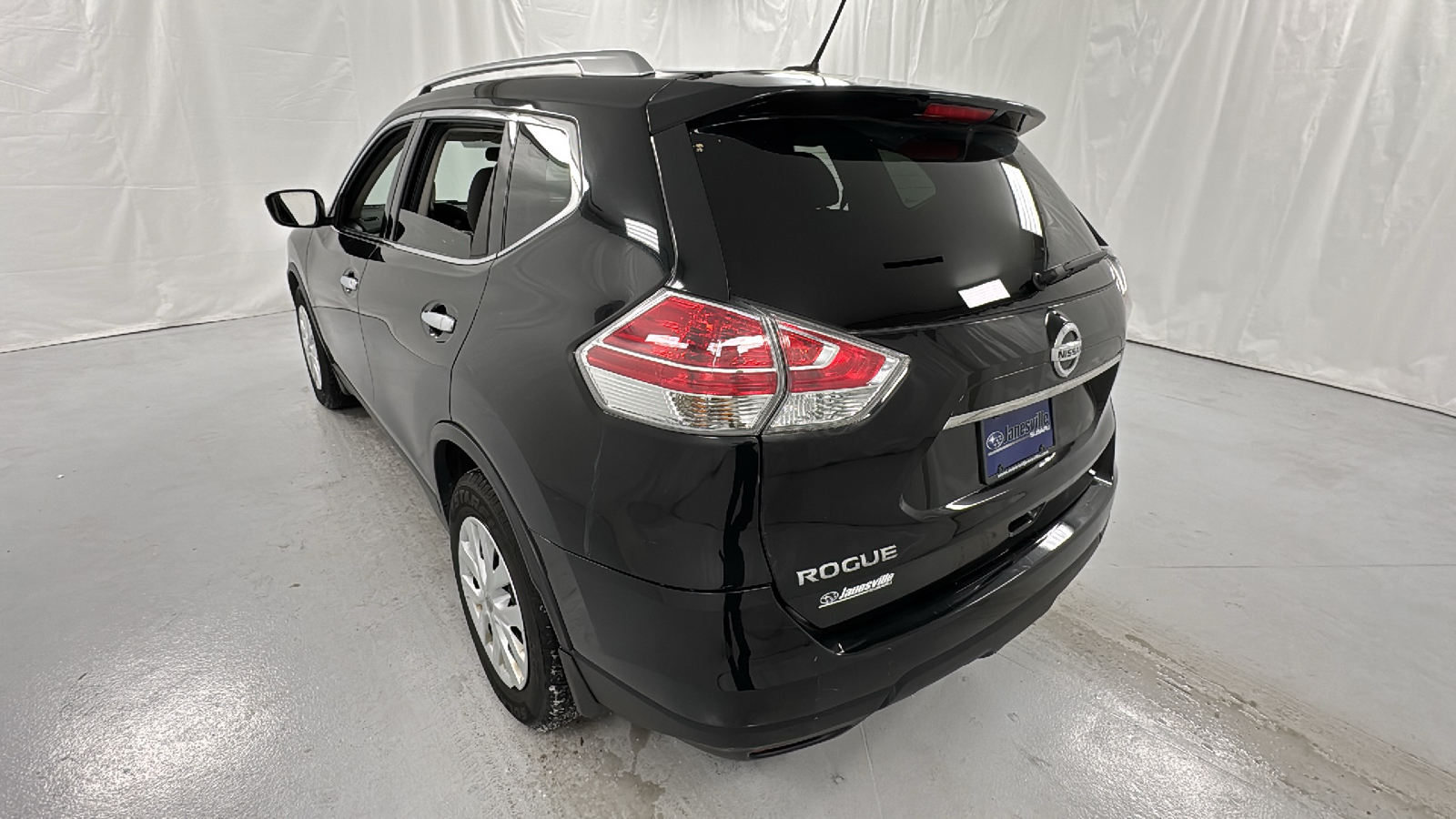 2016 Nissan Rogue S 5