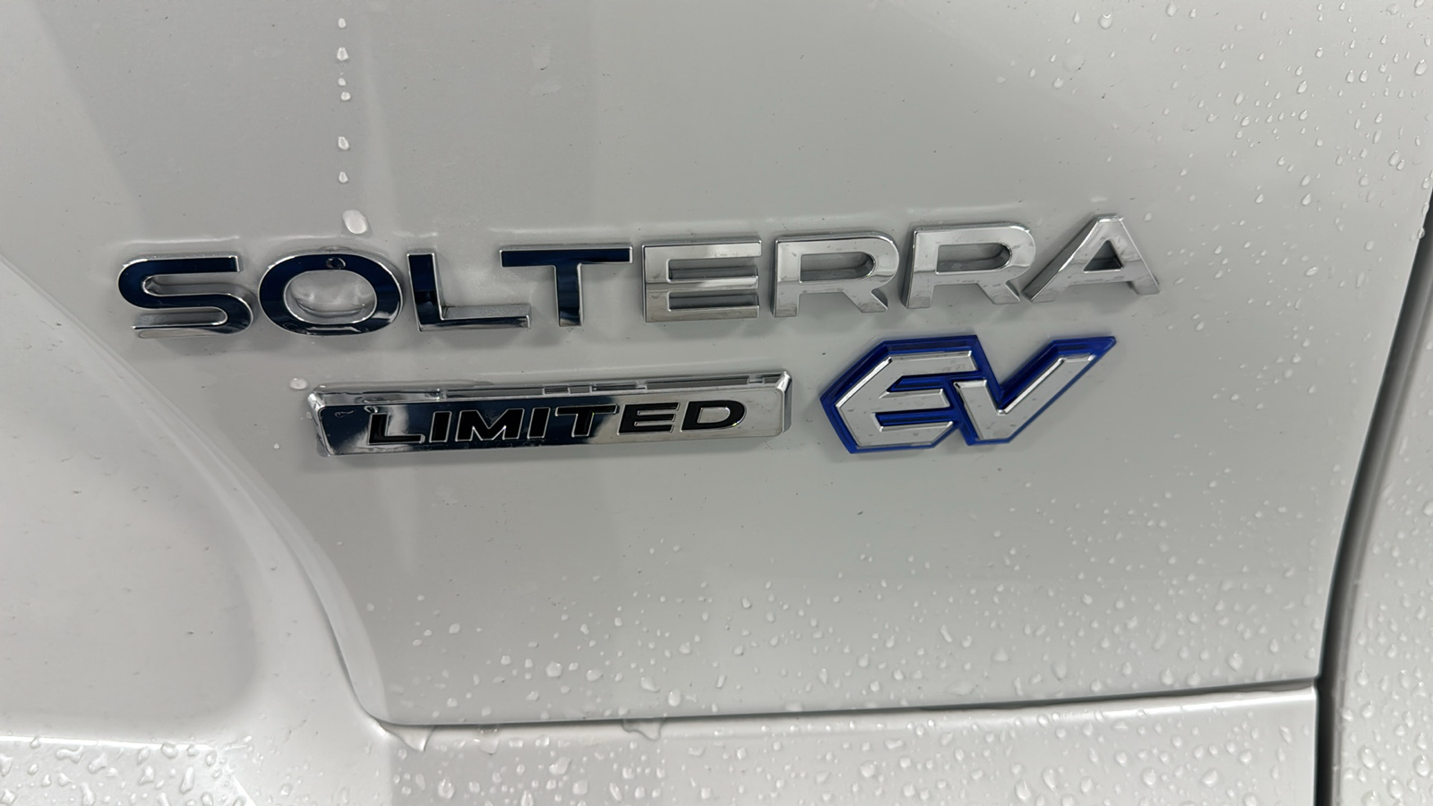 2024 Subaru Solterra Limited 36