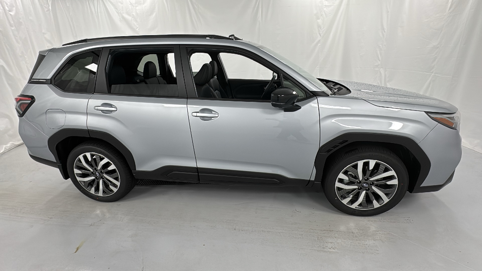 2025 Subaru Forester Touring 2