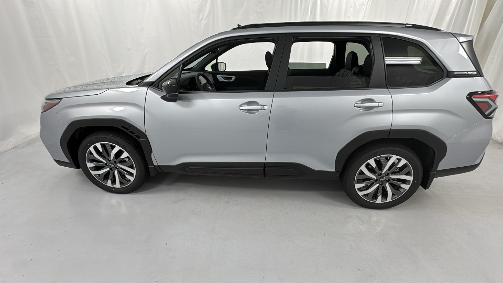 2025 Subaru Forester Touring 6