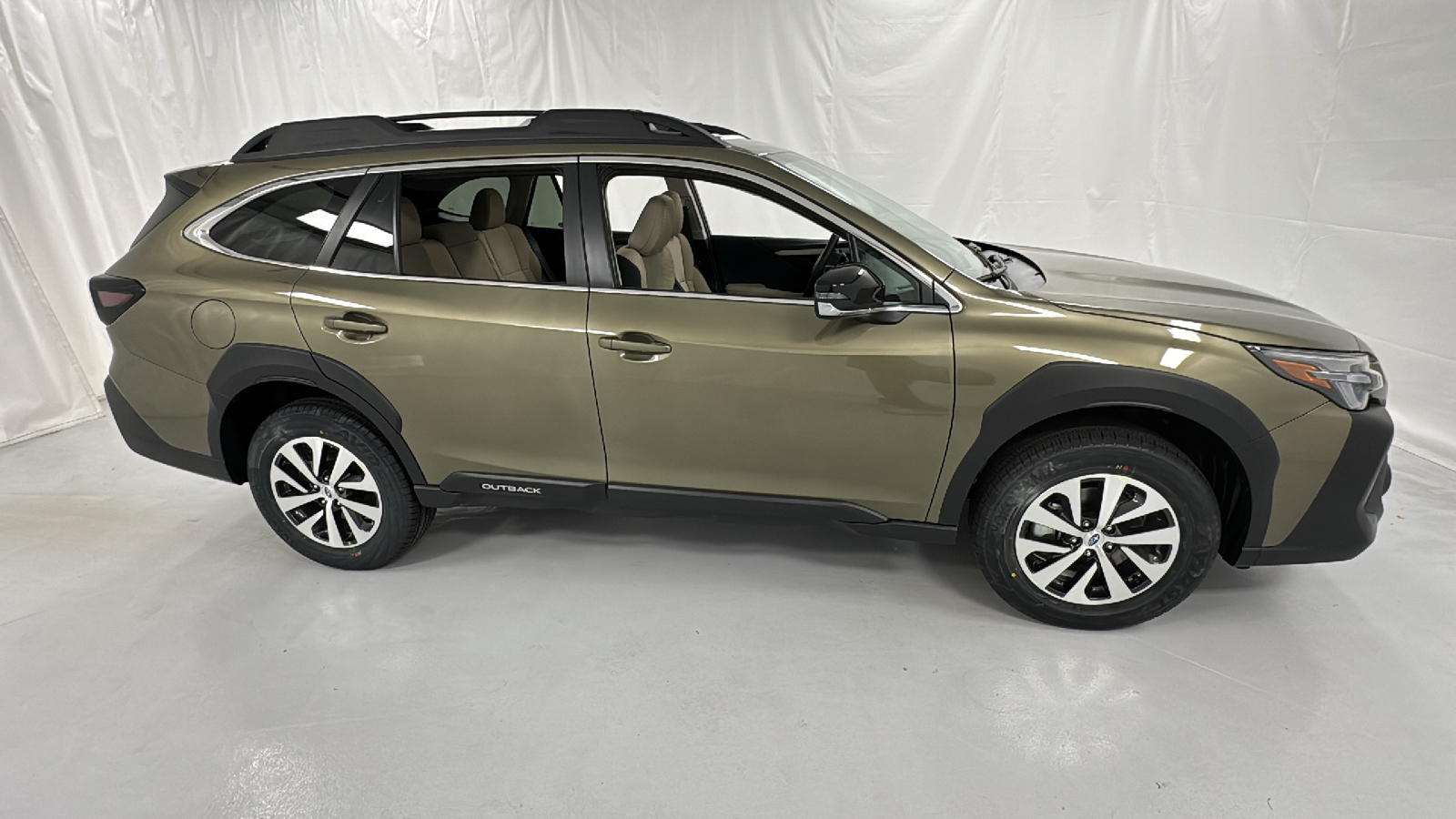 2025 Subaru Outback Premium 2