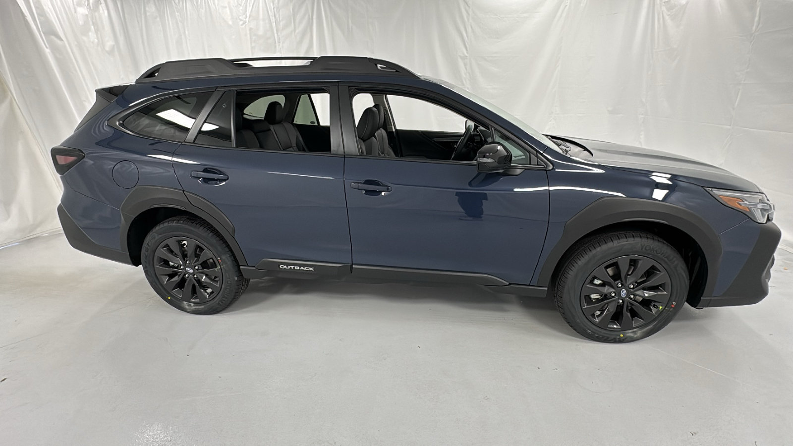 2025 Subaru Outback Onyx Edition XT 2