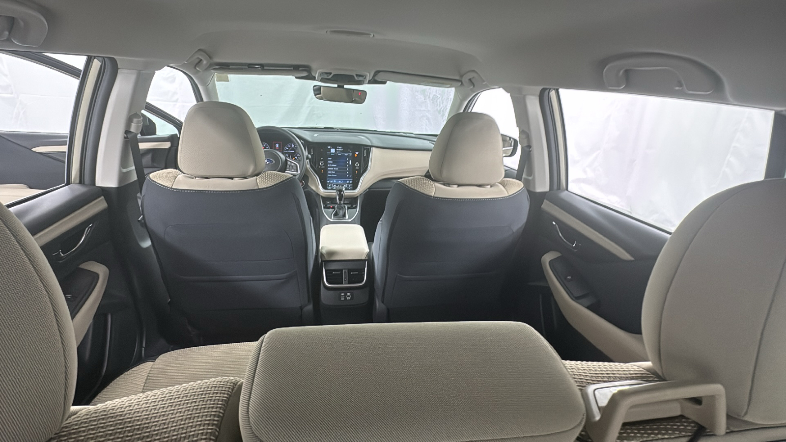 2025 Subaru Outback Premium 18