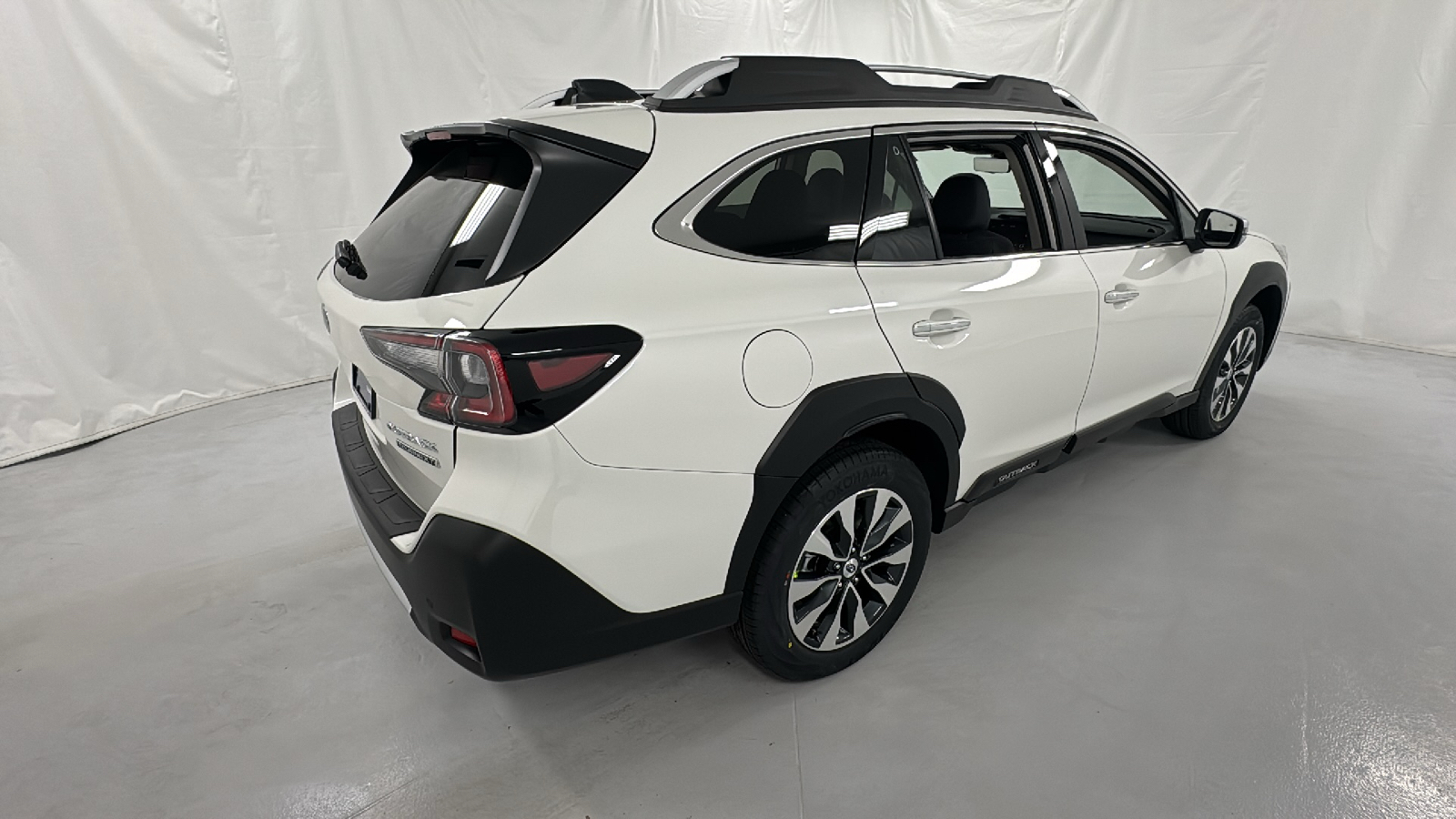 2025 Subaru Outback Touring XT 3