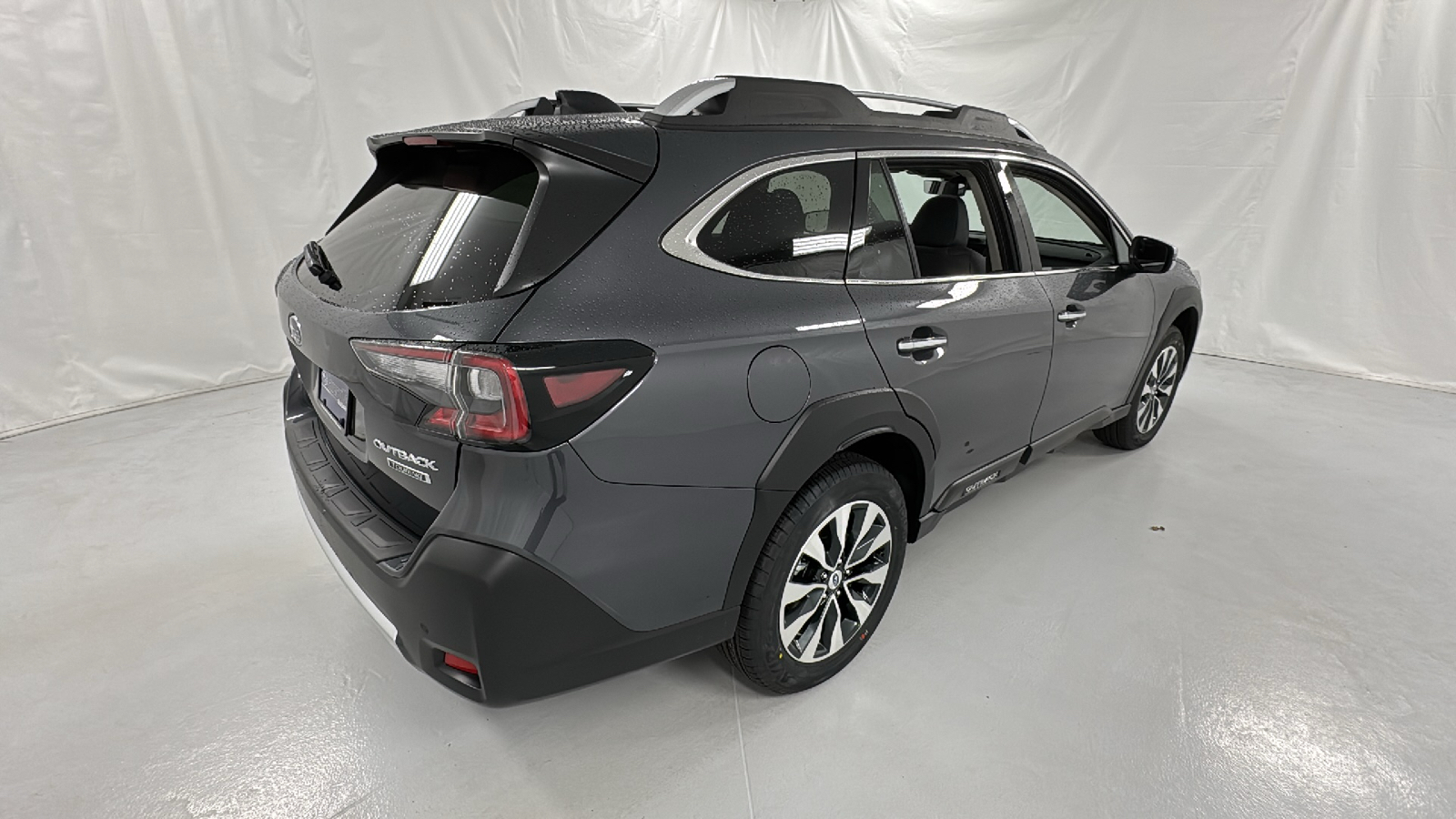 2025 Subaru Outback Touring 3