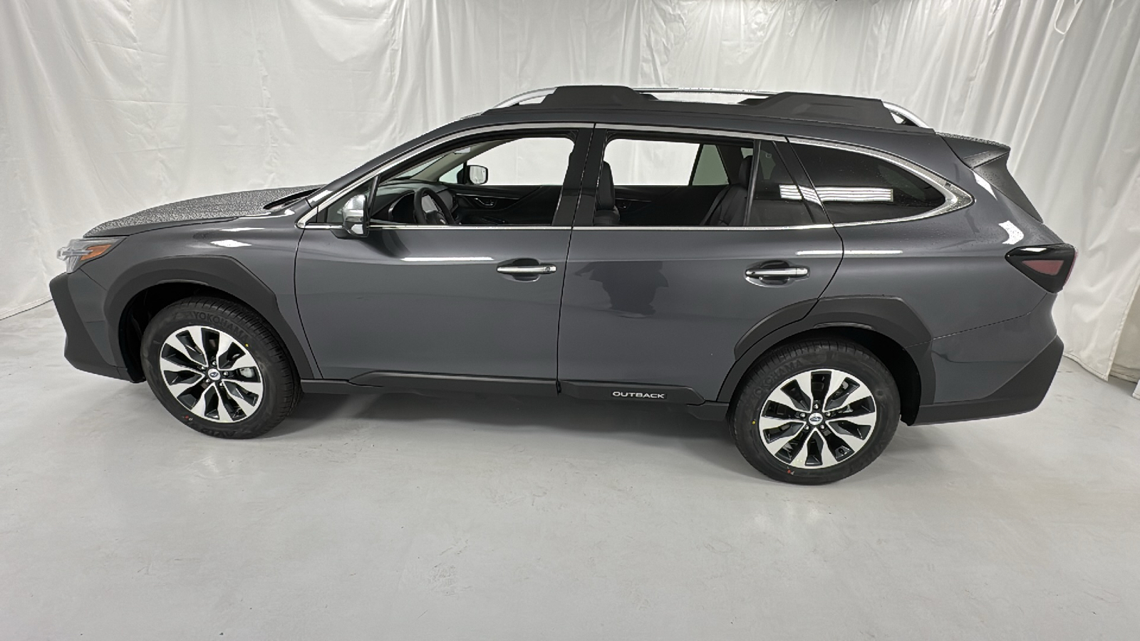 2025 Subaru Outback Touring 6