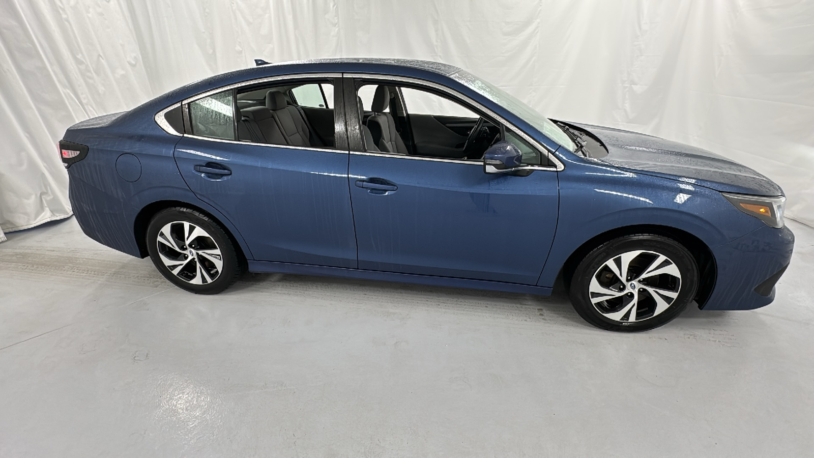 2022 Subaru Legacy Premium 2