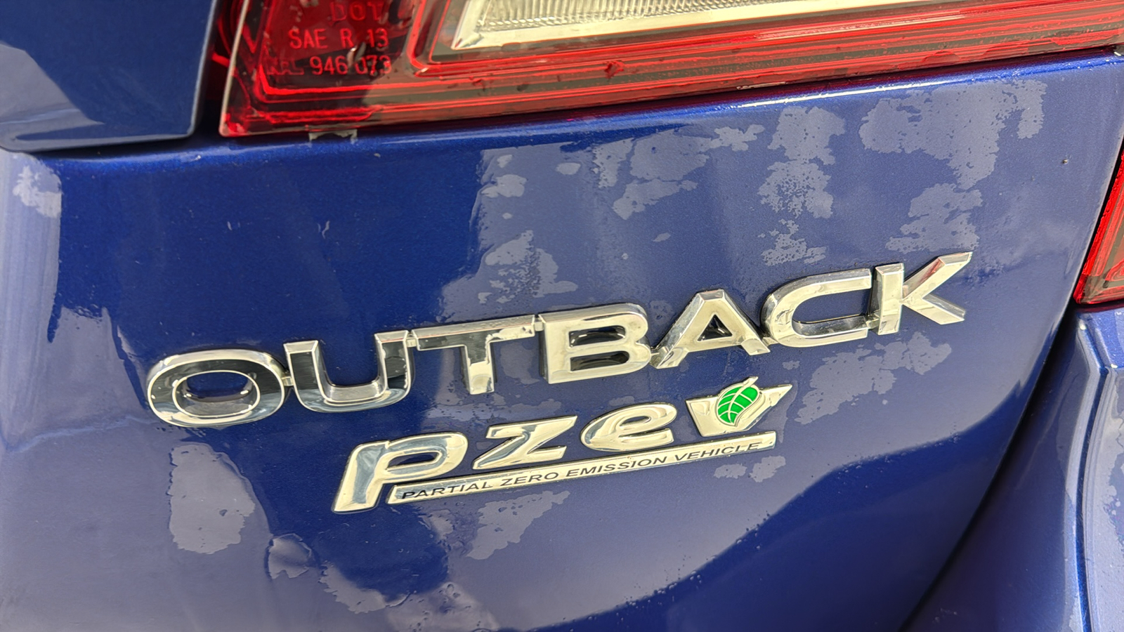 2017 Subaru Outback 2.5i 35