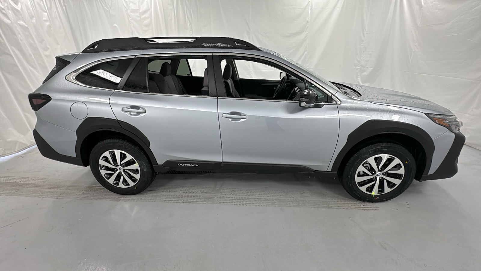 2025 Subaru Outback Premium 2