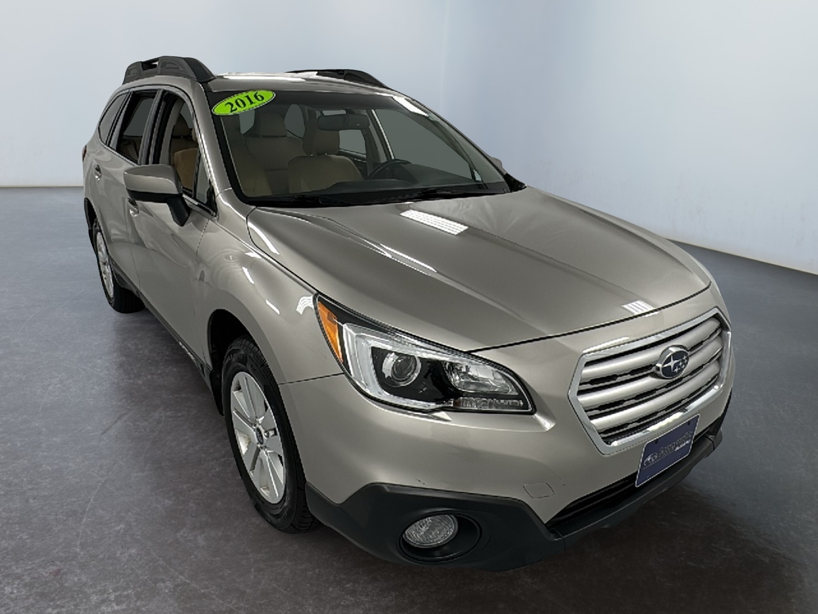 2016 Subaru Outback 2.5i Premium photo 2