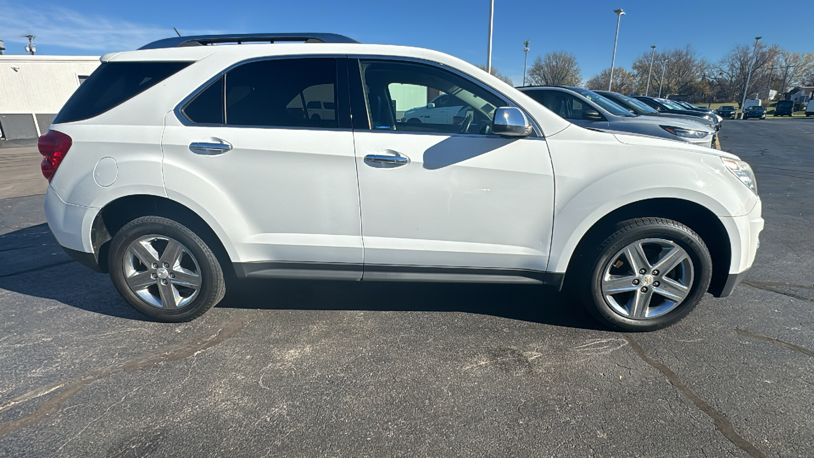 2015 Chevrolet Equinox  2