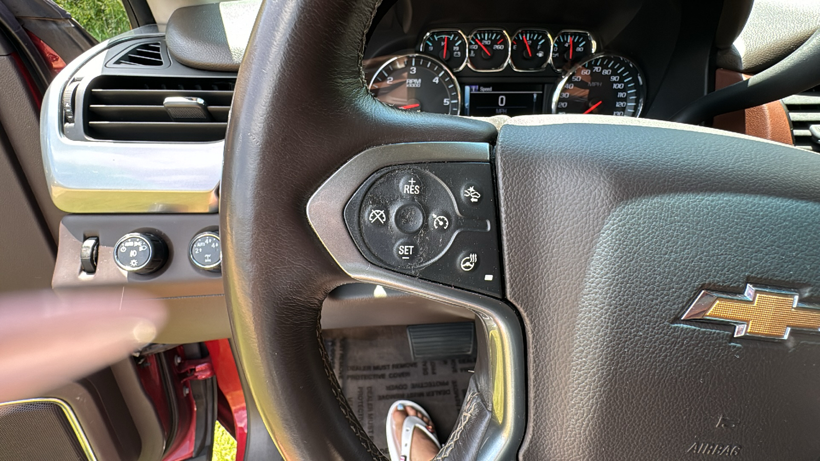 2015 Chevrolet Tahoe LTZ 13