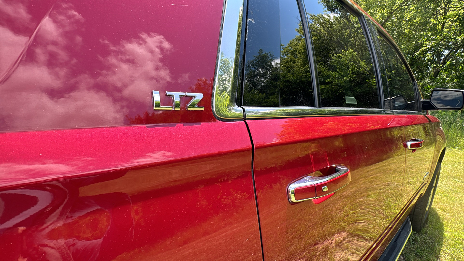 2015 Chevrolet Tahoe LTZ 35