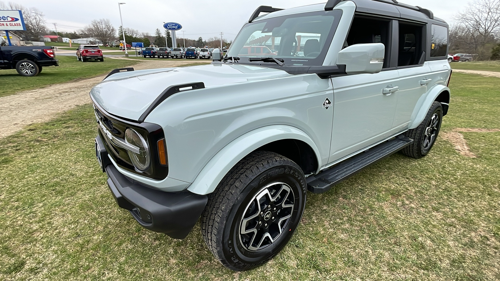 2024 Ford Bronco Outer Banks 7
