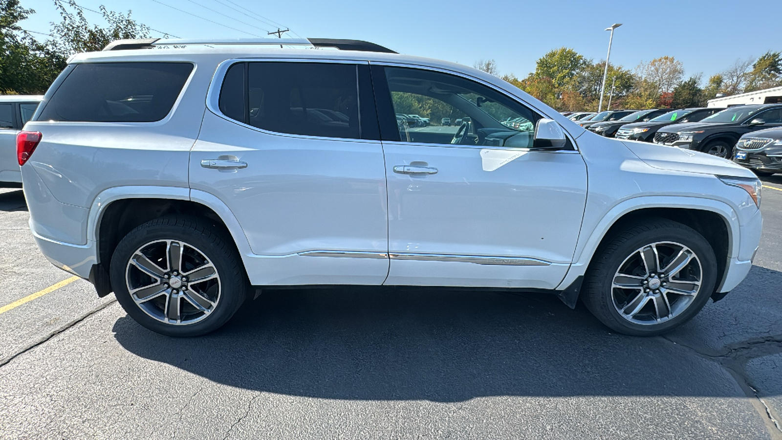 2019 GMC Acadia Denali 2