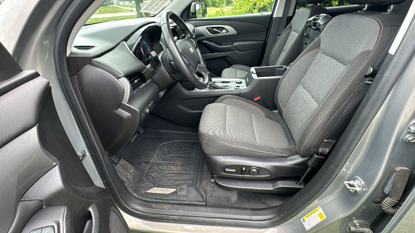 2019 Chevrolet Traverse LT 22