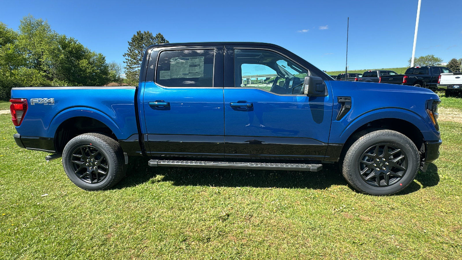 2024 Ford F-150 XLT 2