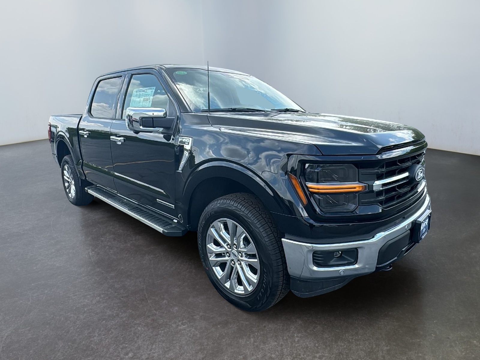 2024 Ford F-150 XLT 1