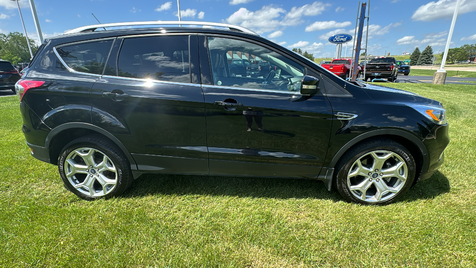 2018 Ford Escape Titanium 2