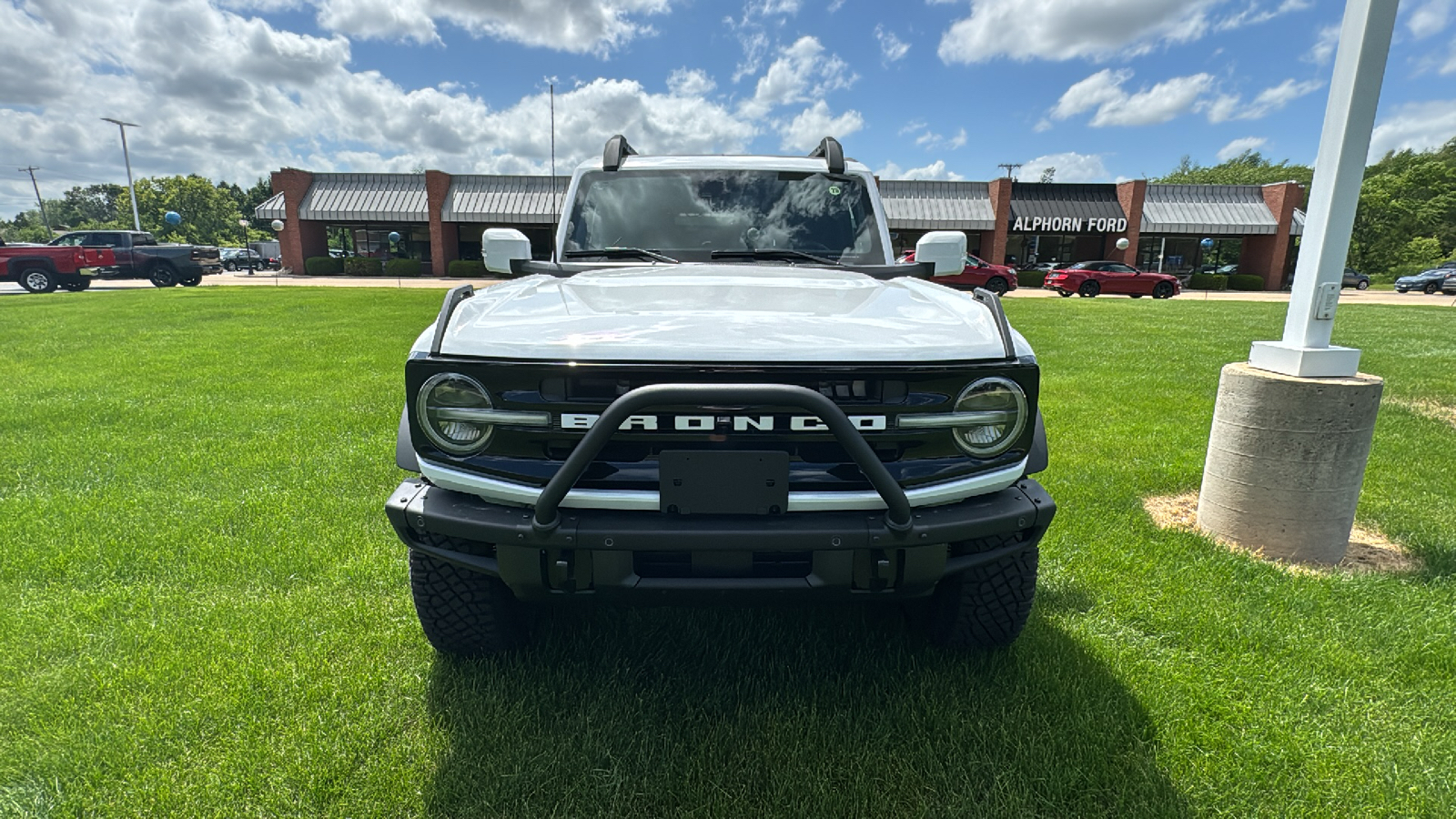 2024 Ford Bronco Outer Banks 6