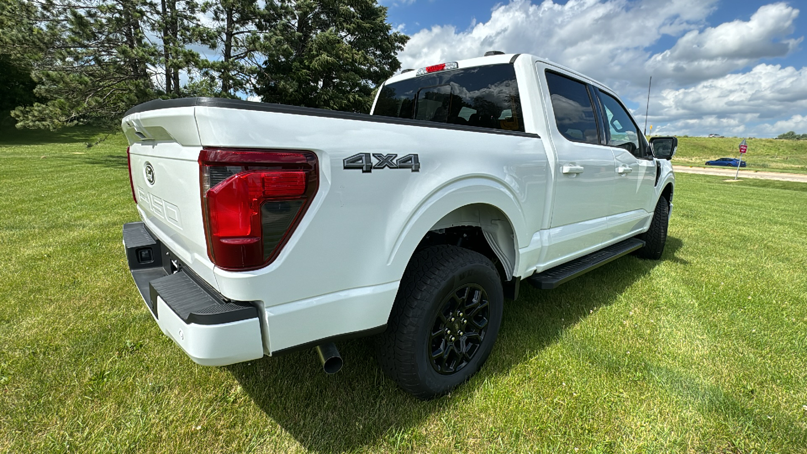 2024 Ford F-150 XLT 3