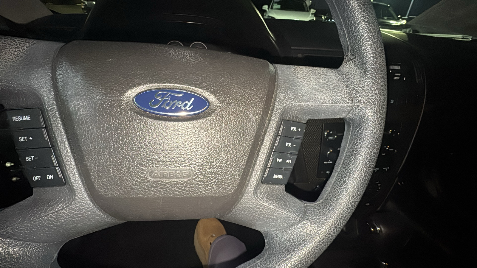 2009 Ford Fusion SE 14