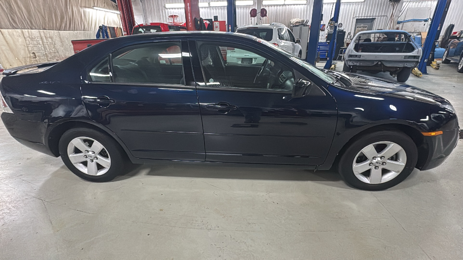 2009 Ford Fusion SE 25